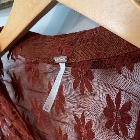 Free people Flower Fields Shirtee - Picture 4 of 6